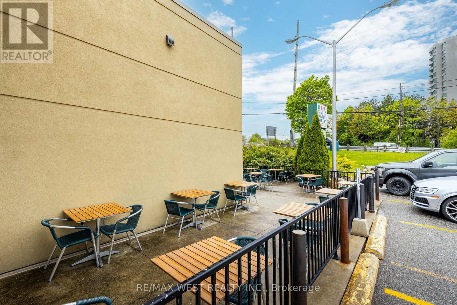 7287 Yonge Street, Markham, Ontario  L3T 2A9 - Photo 30 - N12174116