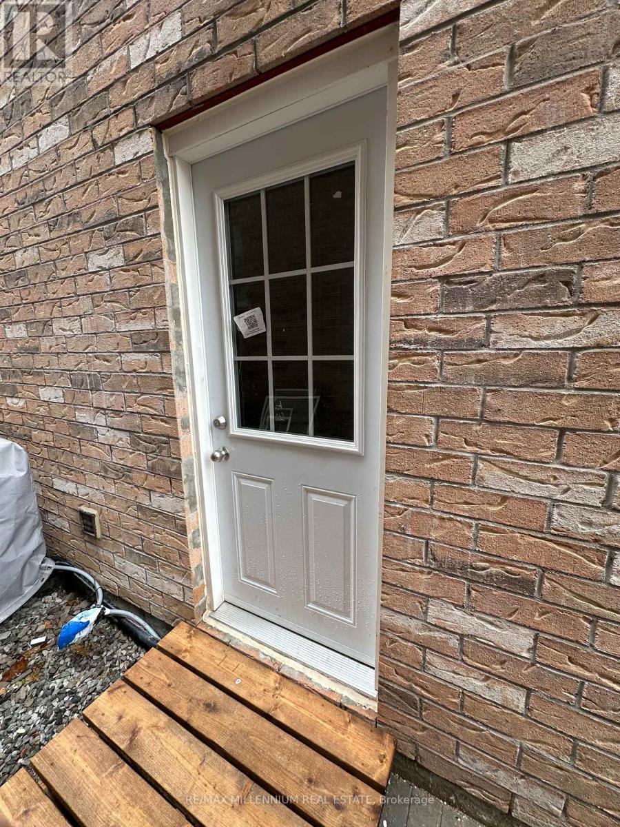 15 Mersey Street, Vaughan, Ontario  L4H 4L8 - Photo 2 - N12174159