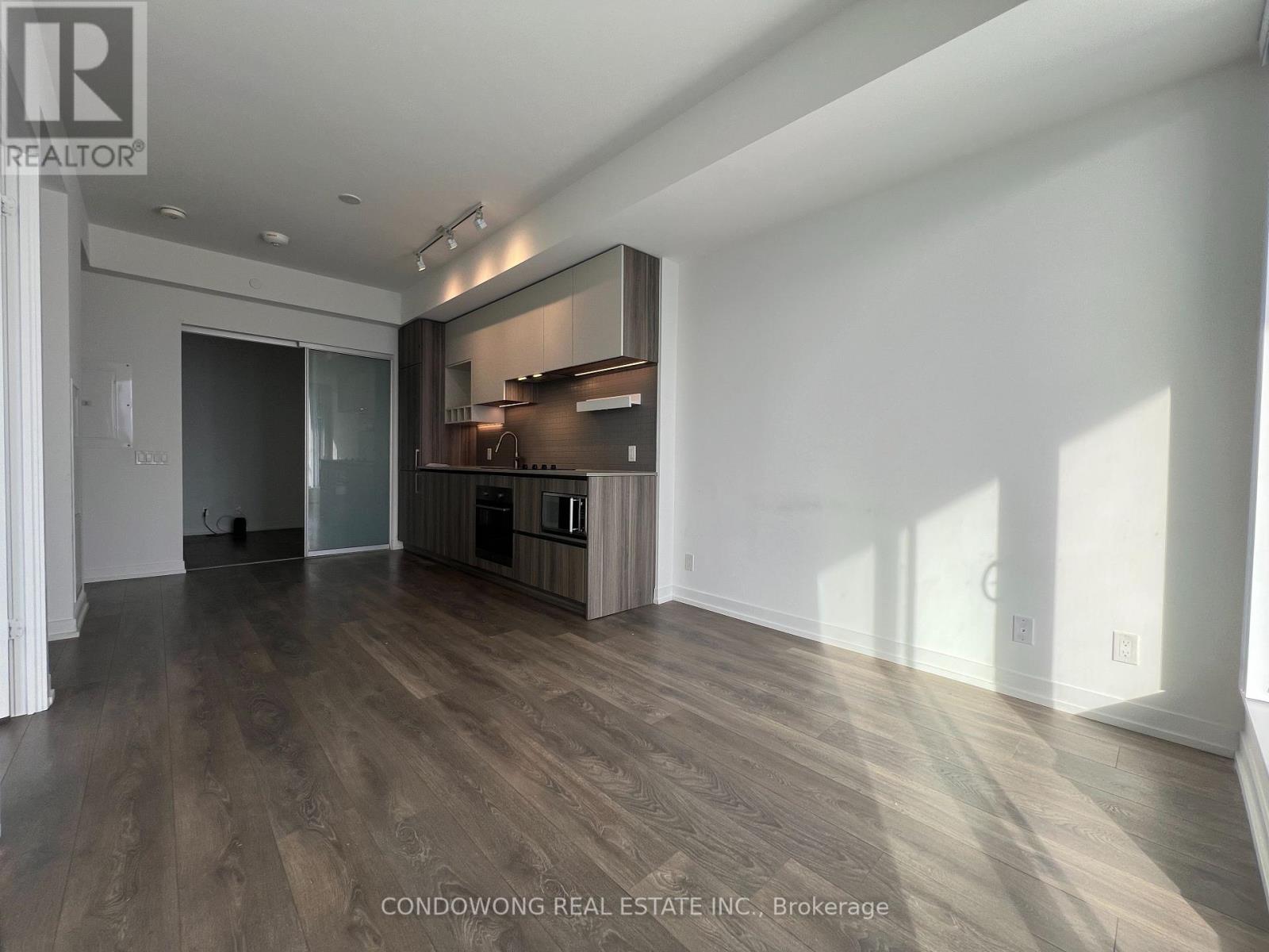 5008 - 898 Portage Parkway, Vaughan, Ontario  L4K 0J6 - Photo 5 - N12174188