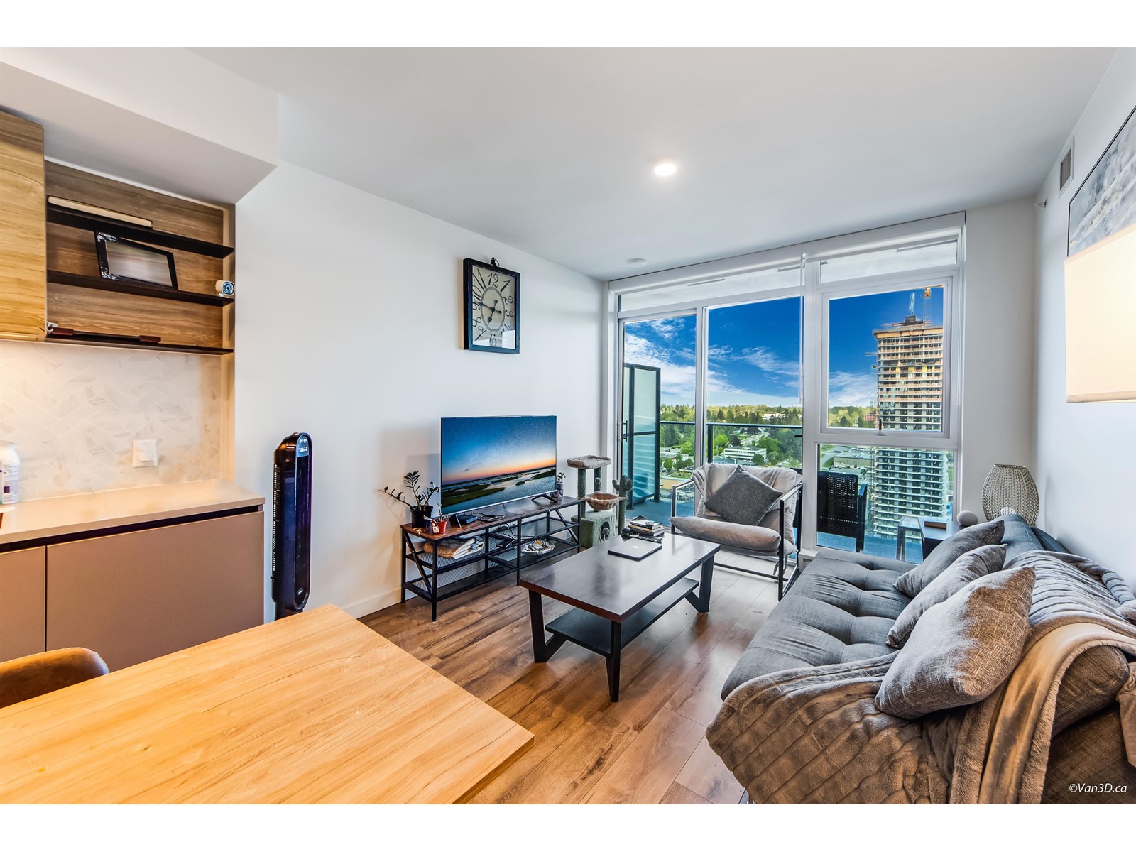 2306 13428 105 AVENUE, surrey, British Columbia