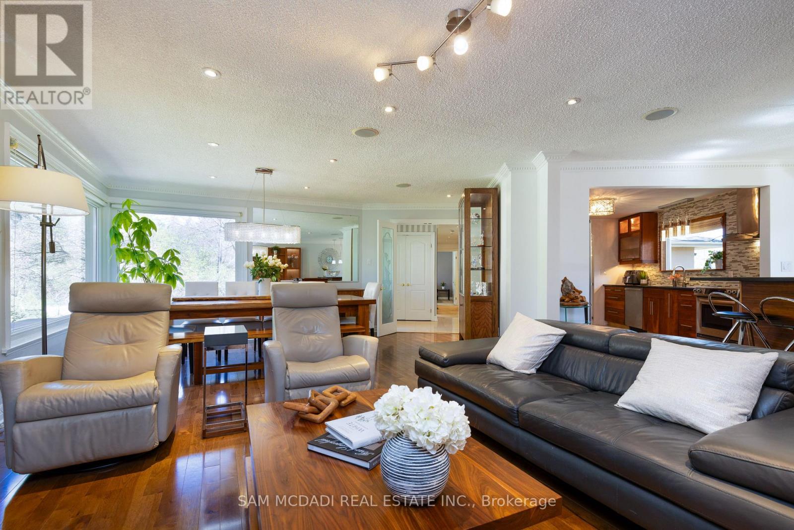 2196 Mississauga Road, Mississauga, Ontario  L5H 2K9 - Photo 12 - W12174078