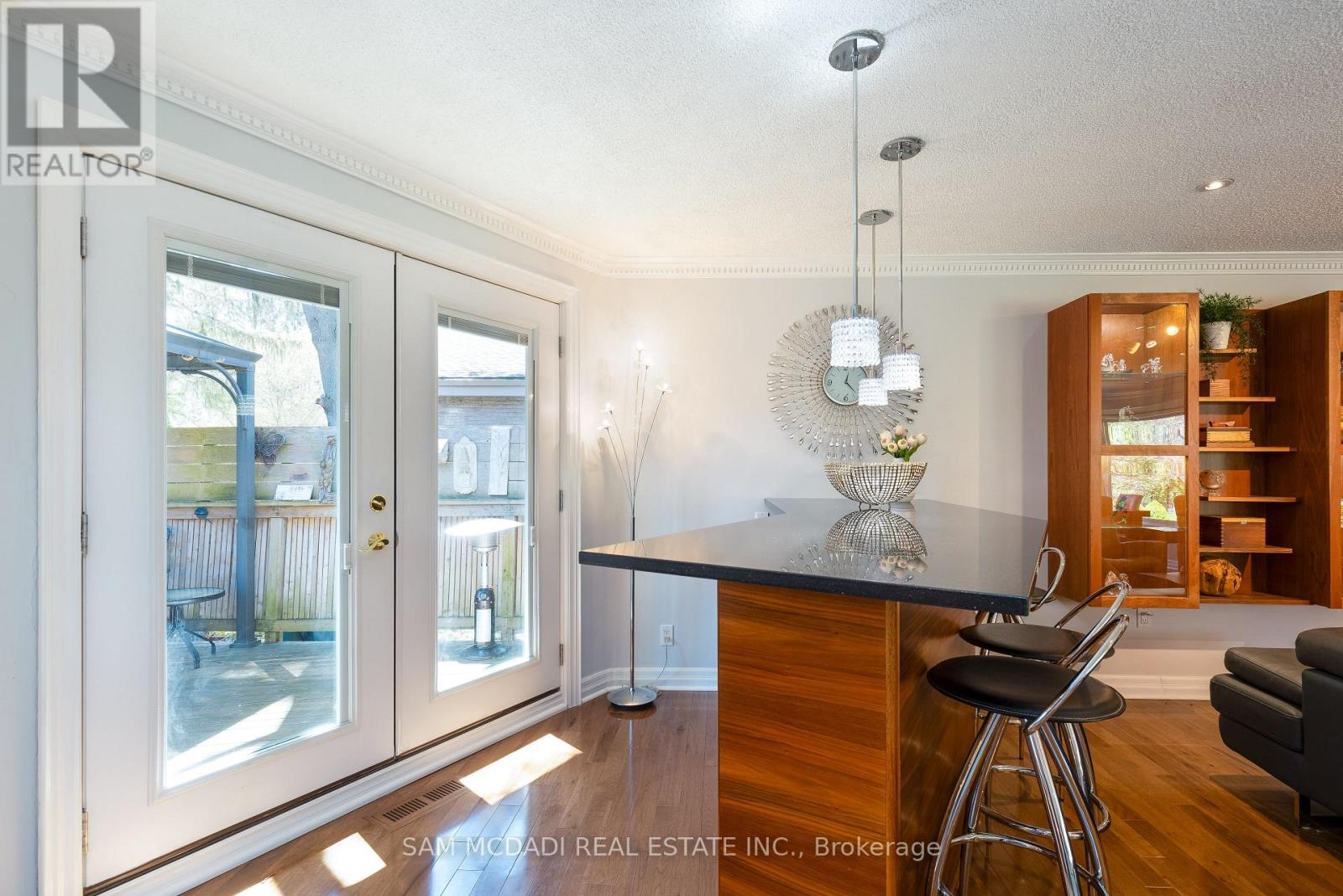 2196 Mississauga Road, Mississauga, Ontario  L5H 2K9 - Photo 13 - W12174078