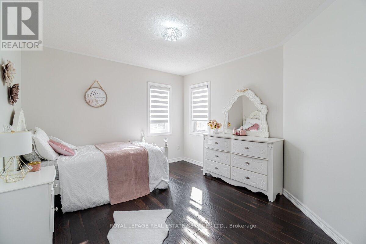 30 Messina Avenue, Brampton, Ontario  L6Y 0M8 - Photo 24 - W12174103