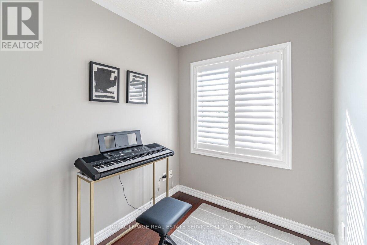 30 Messina Avenue, Brampton, Ontario  L6Y 0M8 - Photo 26 - W12174103