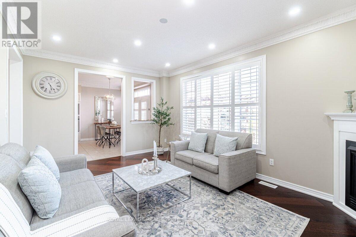 30 Messina Avenue, Brampton, Ontario  L6Y 0M8 - Photo 8 - W12174103
