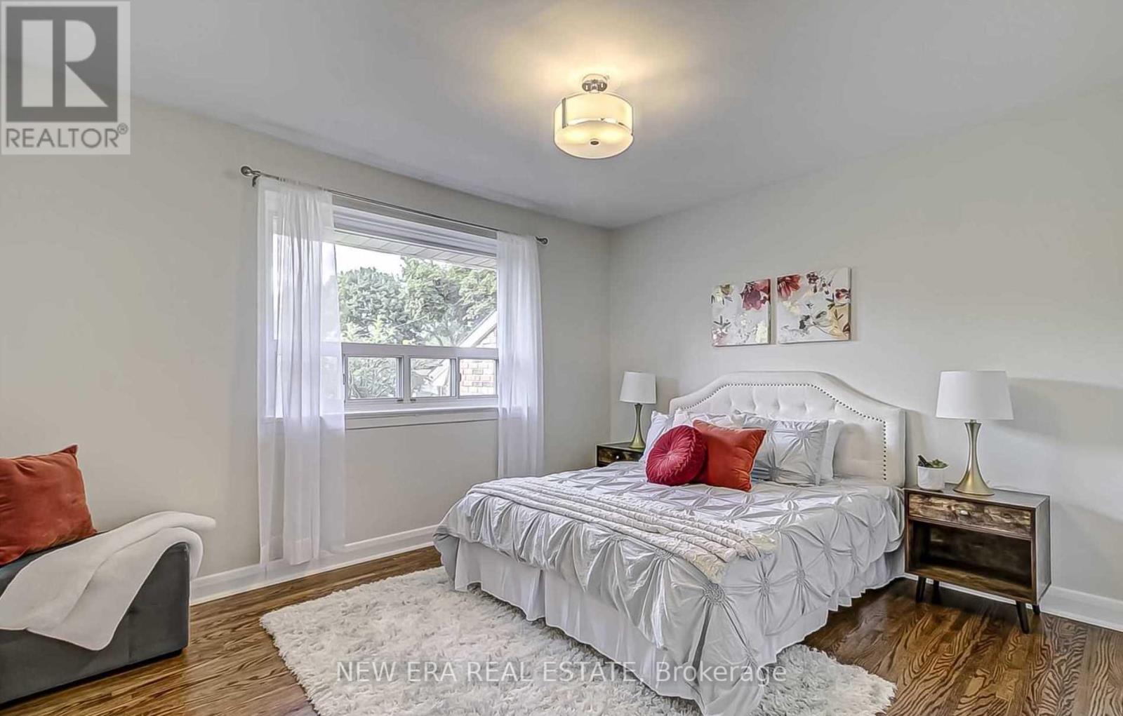 7 Greening Crescent, Toronto, Ontario  M9A 1N9 - Photo 10 - W12174111