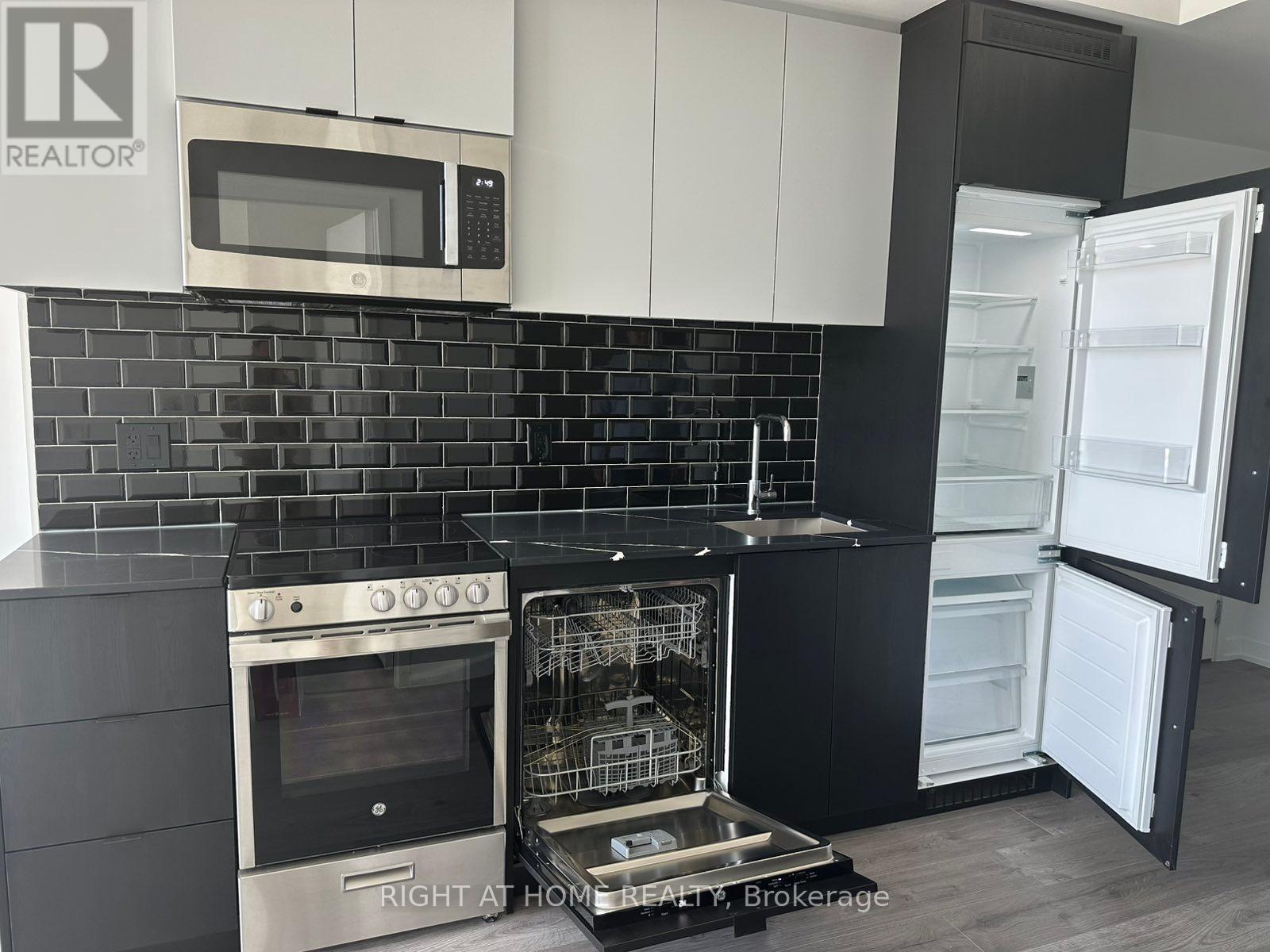 723 - 285 Dufferin Street, Toronto, Ontario  M6K 1Z7 - Photo 5 - W12174114