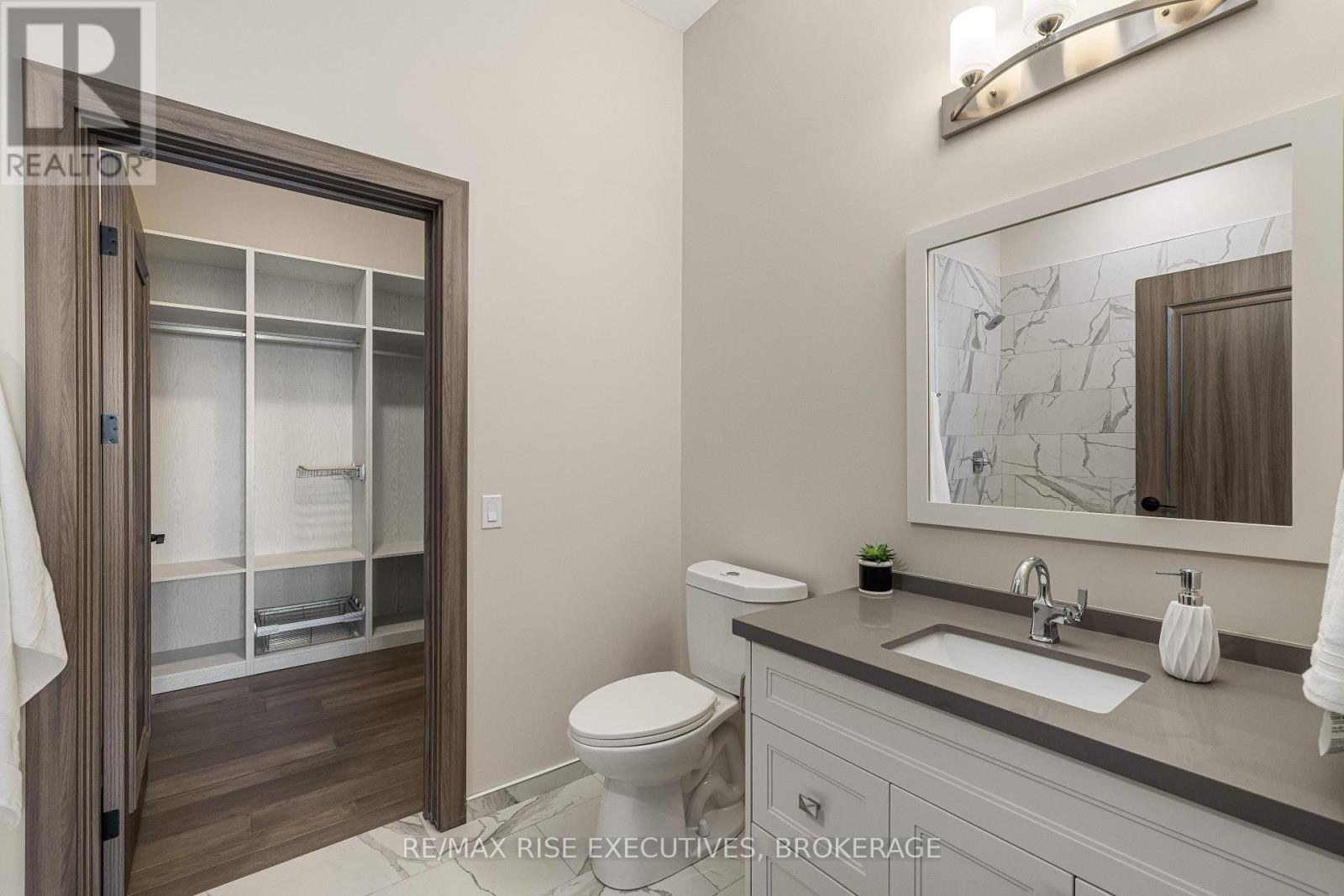 240 - 820 Gardiners Road, Kingston, Ontario  K7M 3X9 - Photo 13 - X12174231