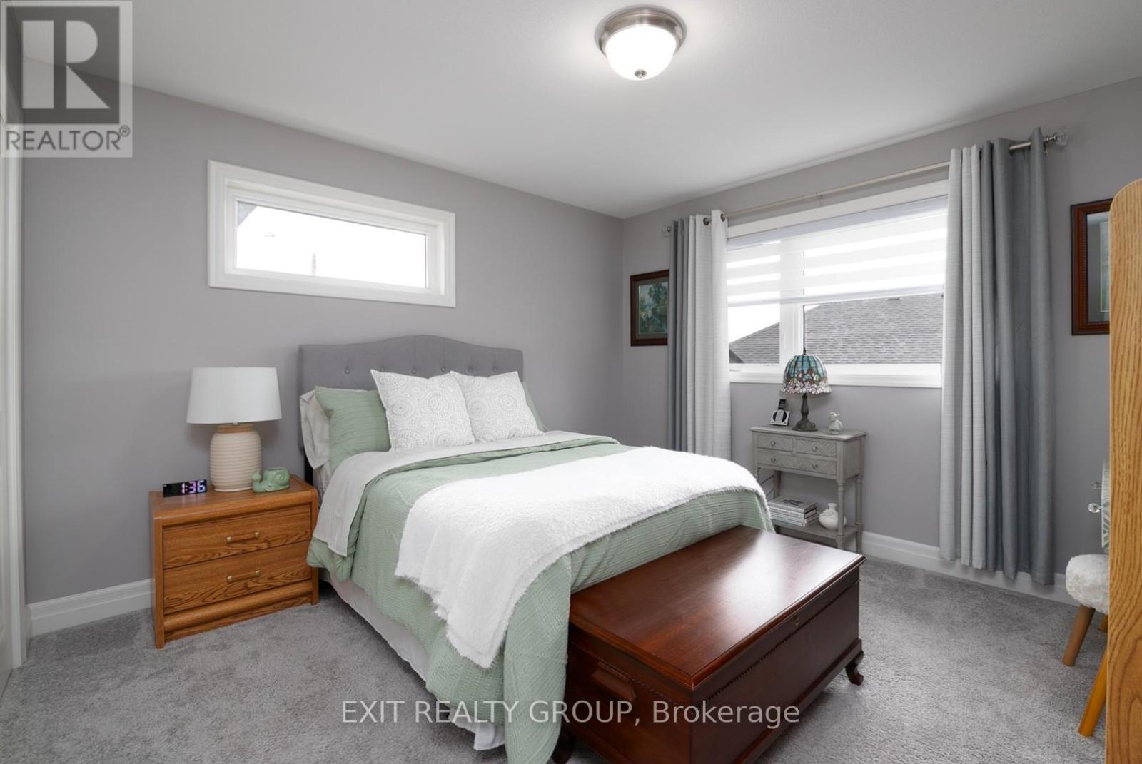 37 Caleb Crescent, Quinte West, Ontario K0K 2C0 - Photo 21 - X12174201