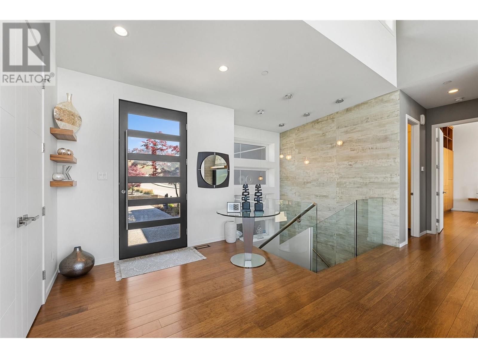8900 Hampshire Crescent, Vernon, BC V1H2K9