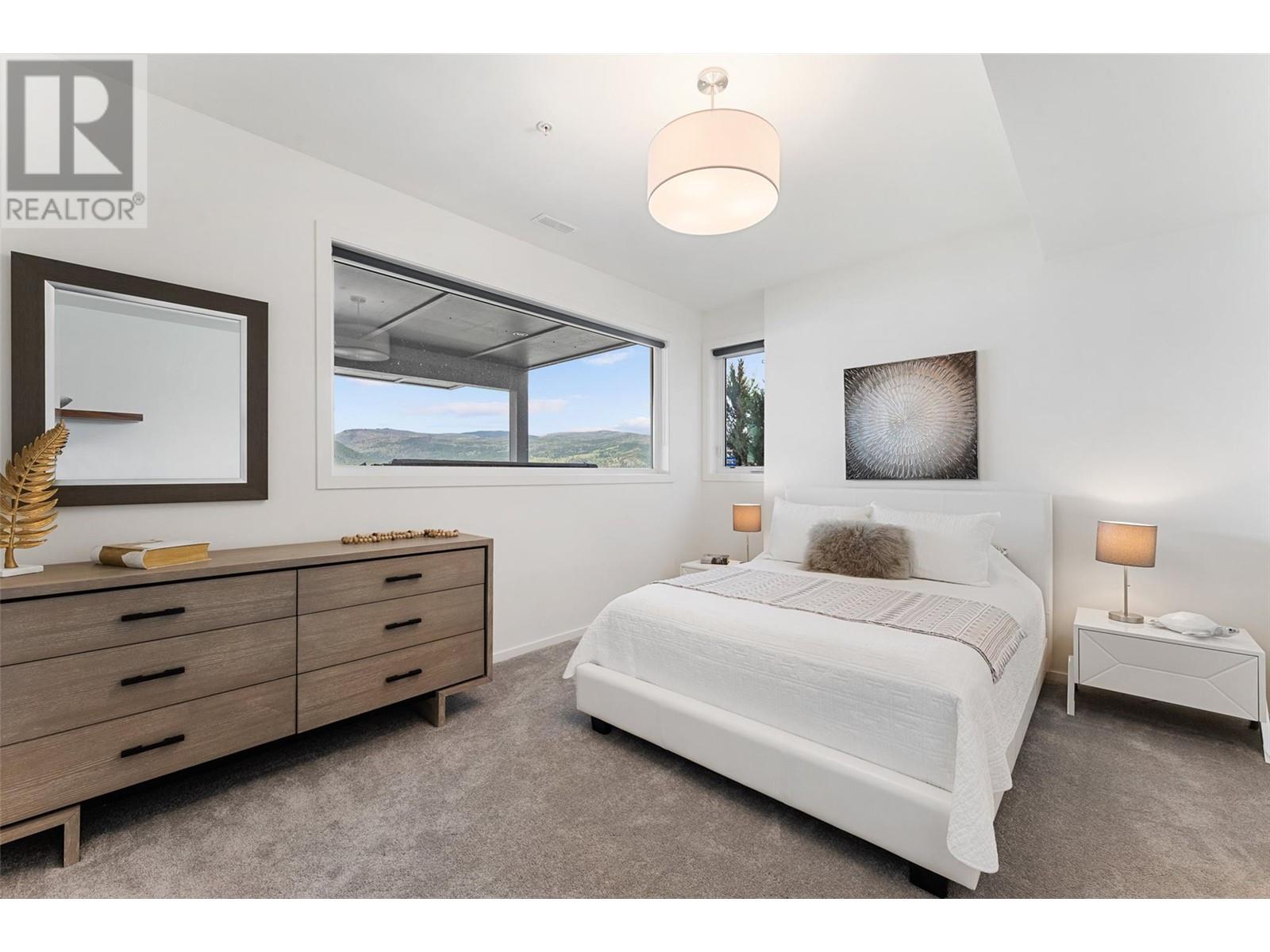 8900 Hampshire Crescent, Vernon, BC V1H2K9