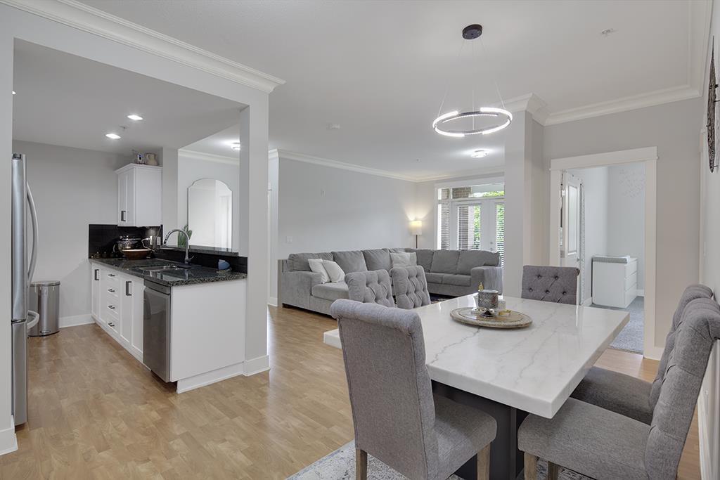 219 5430 201 STREET, langley, British Columbia