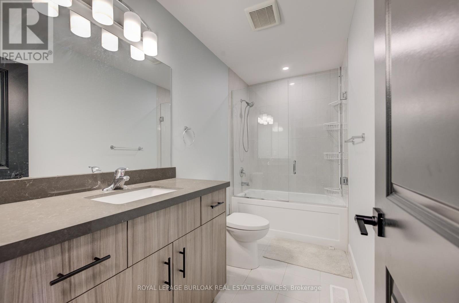 71 Bensley Lane, Hamilton, Ontario  L9C 0E9 - Photo 29 - X12174099