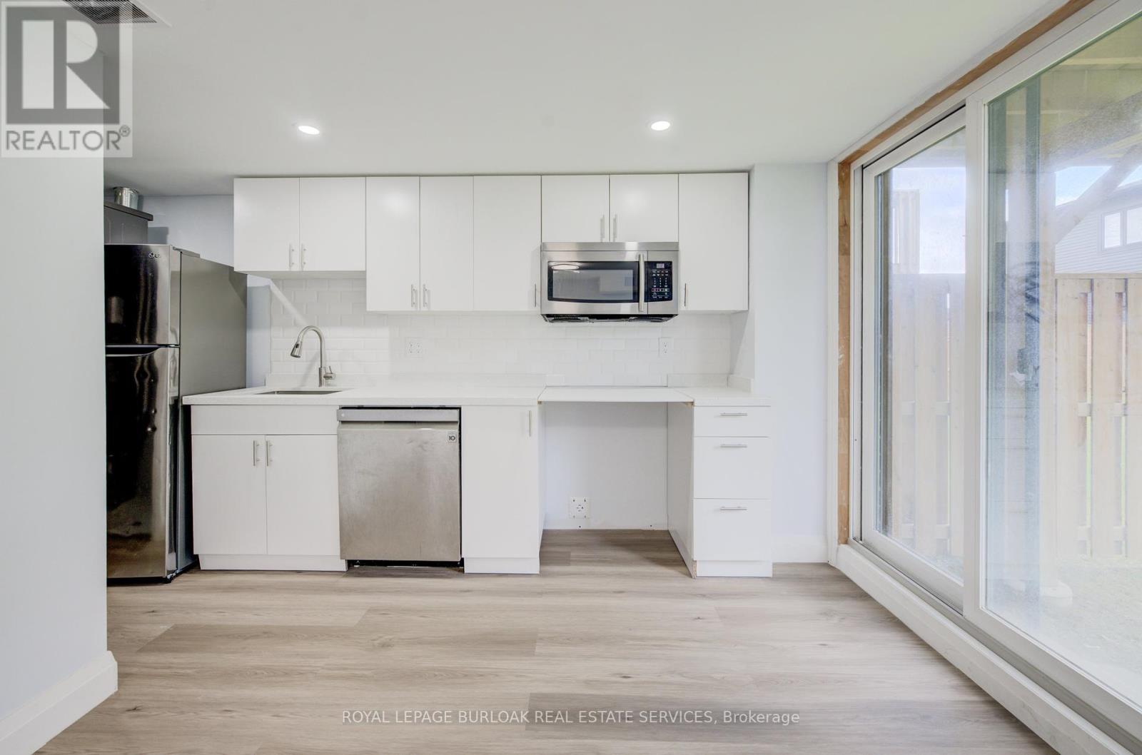71 Bensley Lane, Hamilton, Ontario  L9C 0E9 - Photo 36 - X12174099