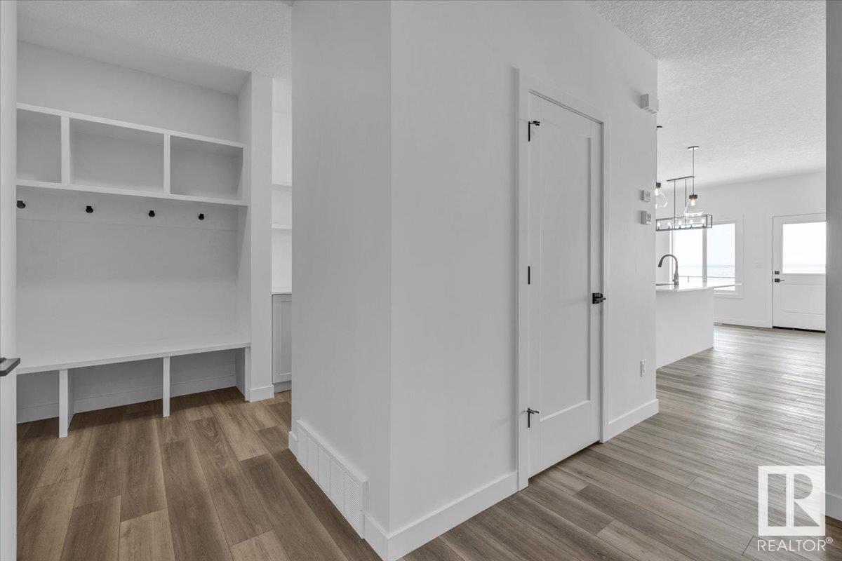 Property at 66 Ficus WY image 4