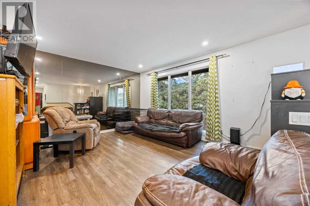 Property at 59, 310 Brookmere Road SW image 5