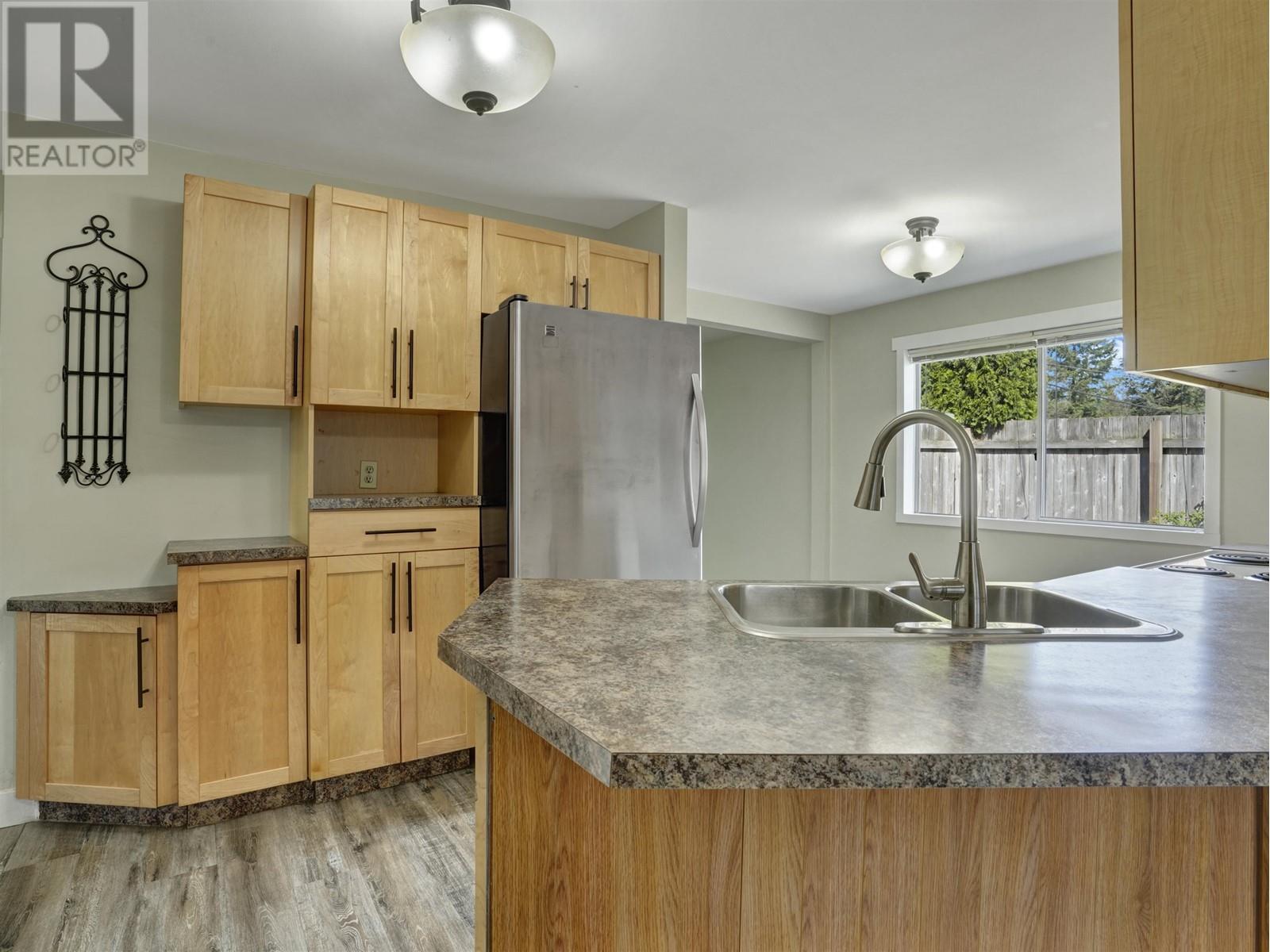 3696 Cedar Drive, Port Coquitlam, British Columbia  V3B 3C9 - Photo 5 - R2995347