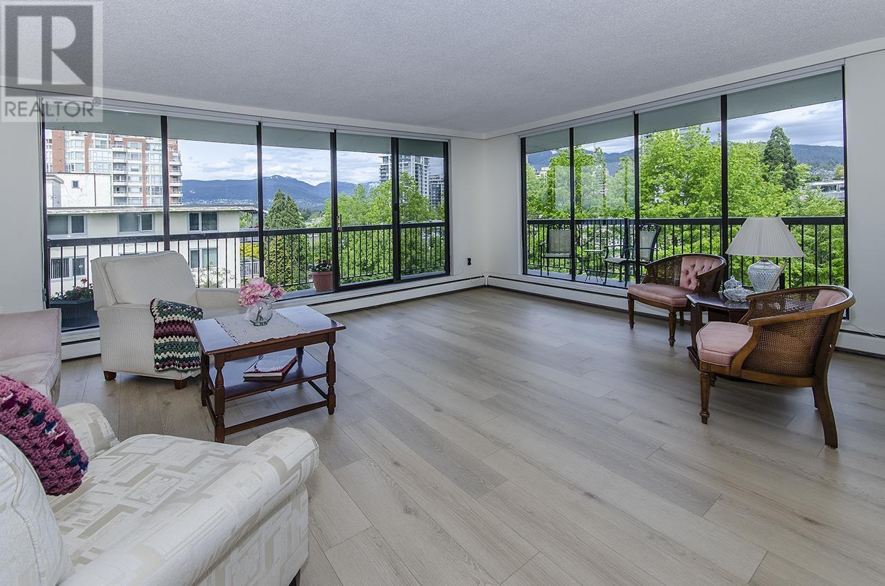 802 114 W Keith Road, North Vancouver, British Columbia  V7N 3C9 - Photo 4 - R3007102