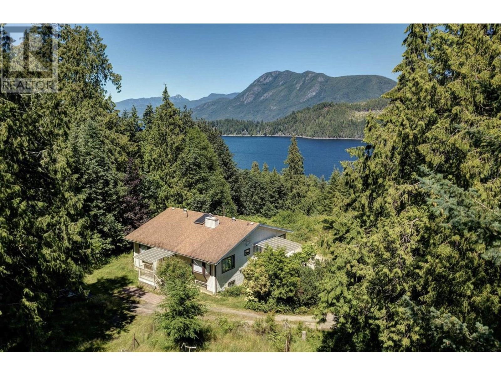 Property at 6377 N GALE AVENUE image 3