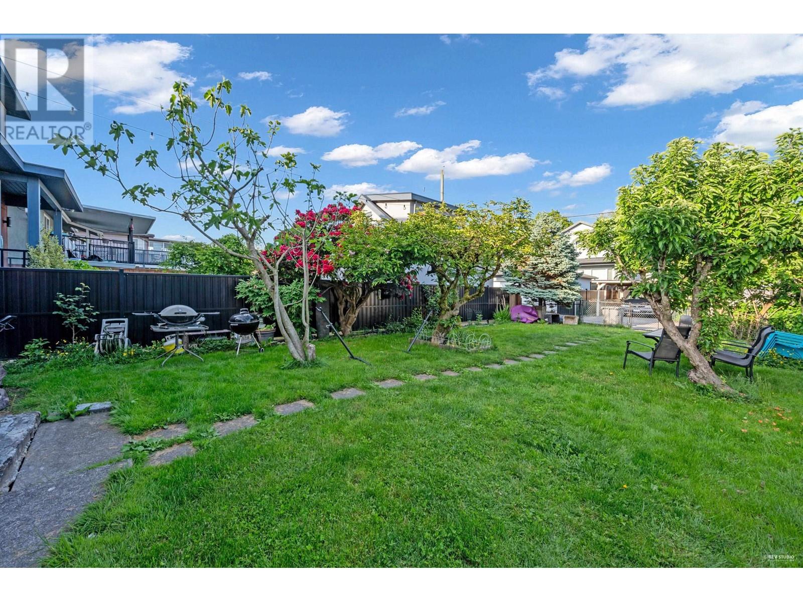 5882 Berkeley Street, Vancouver, British Columbia  V5R 3H2 - Photo 25 - R3007126