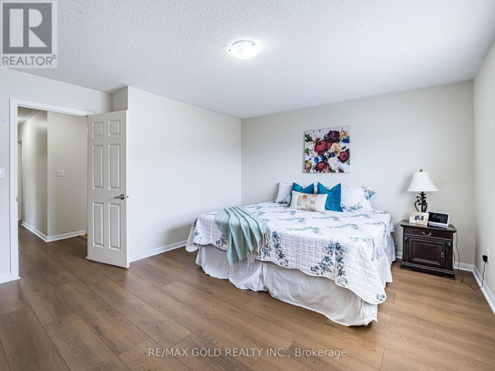 18 Jessop Drive, Brampton, Ontario  L7A 3M8 - Photo 18 - W12139293