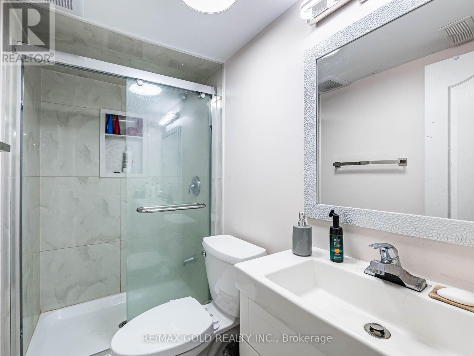 18 Jessop Drive, Brampton, Ontario  L7A 3M8 - Photo 33 - W12139293