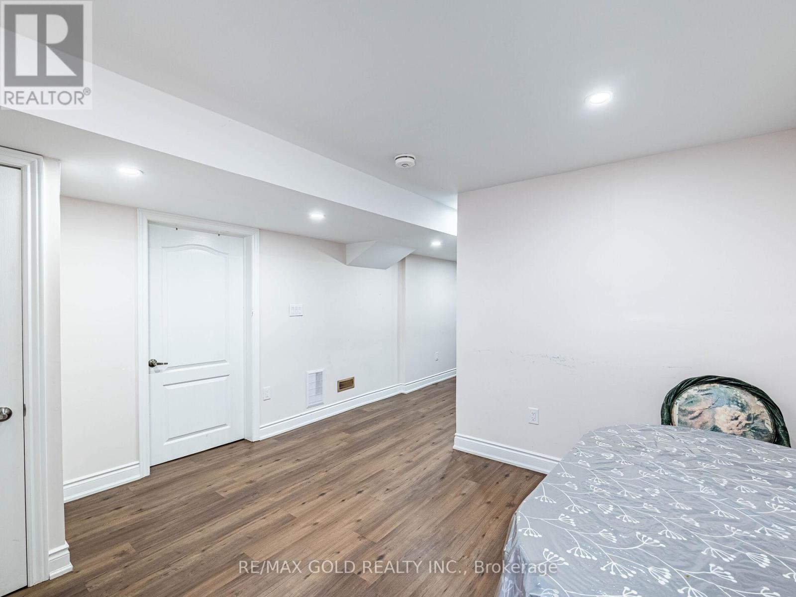 18 Jessop Drive, Brampton, Ontario  L7A 3M8 - Photo 29 - W12139293