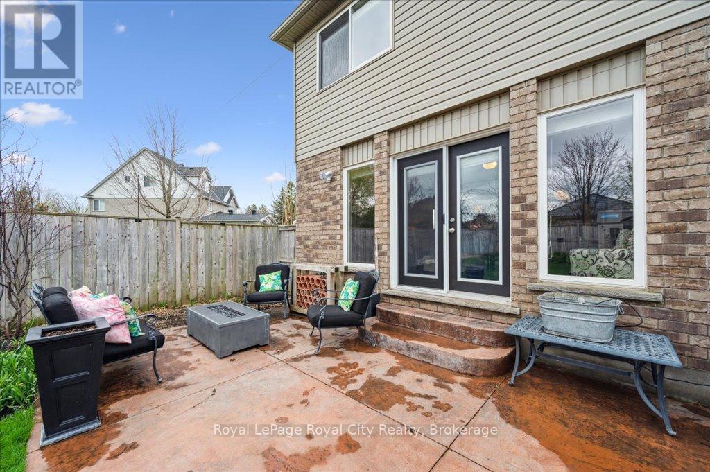 33 Bowen Drive, Guelph, Ontario  N1E 0C9 - Photo 35 - X12174214