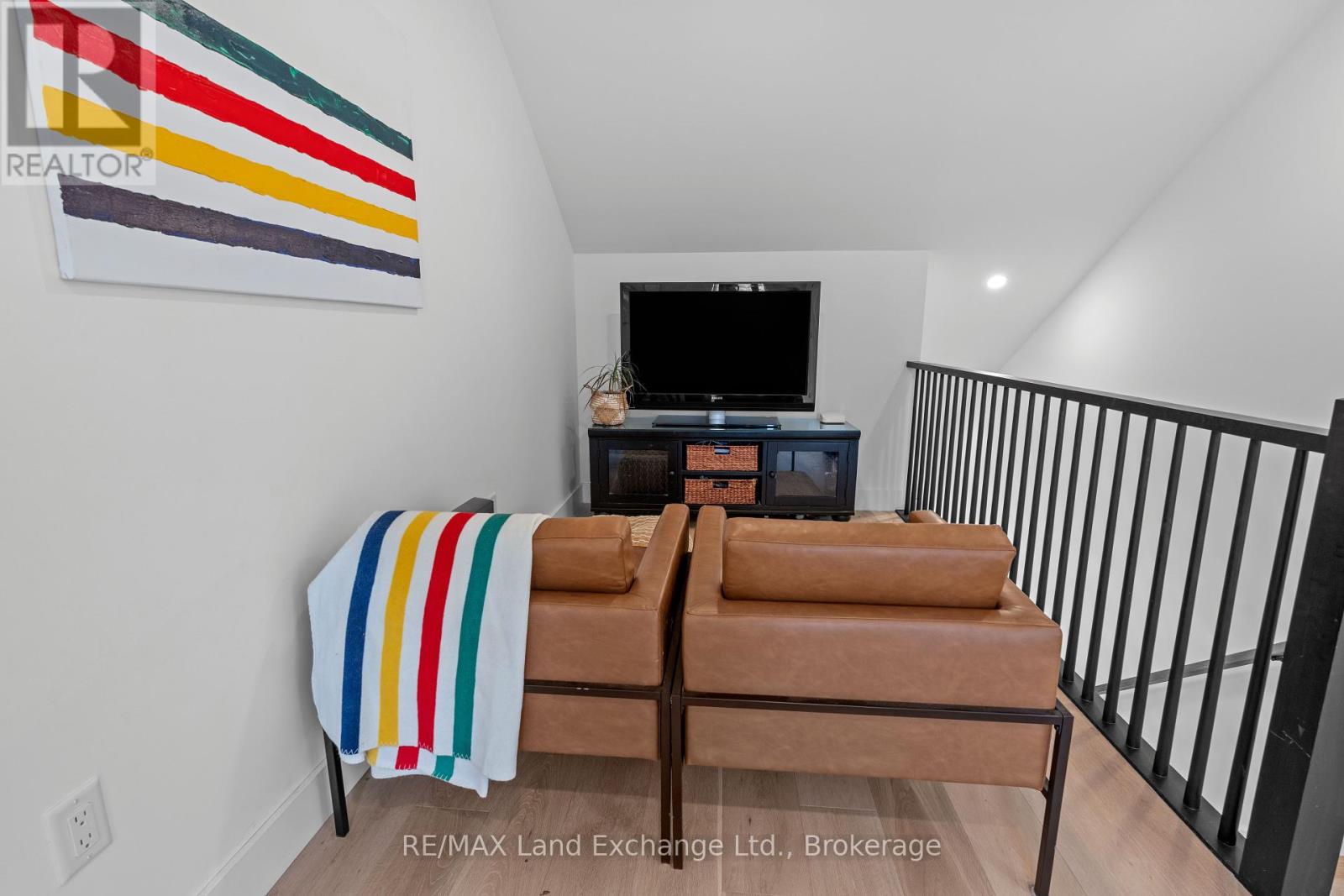 268 Mcnabb Street, Saugeen Shores, Ontario  N0H 2L0 - Photo 35 - X12174260