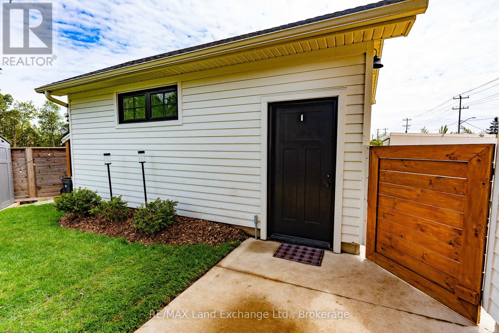 268 Mcnabb Street, Saugeen Shores, Ontario  N0H 2L0 - Photo 41 - X12174260