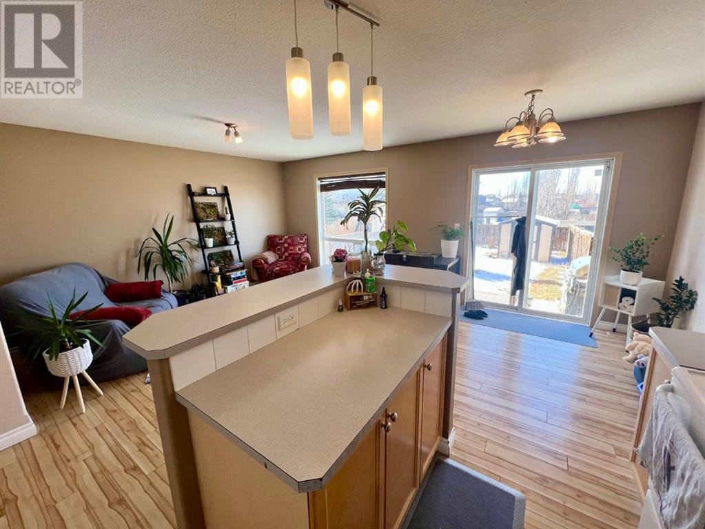 60 Adamson Avenue, Red Deer, Alberta  T4R 3L2 - Photo 5 - A2201062