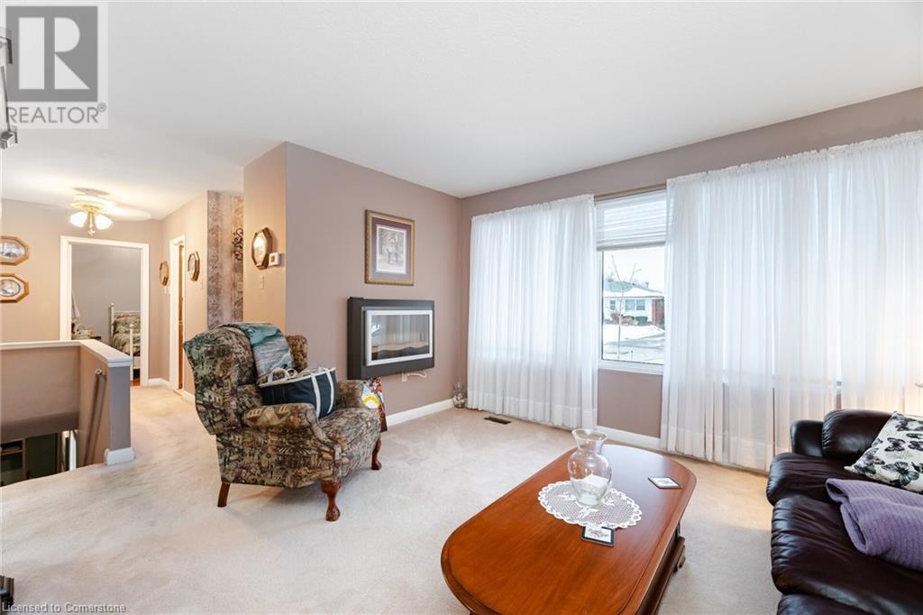 5 Sterne Avenue, Brampton, Ontario  L6W 2Y3 - Photo 3 - 40733793