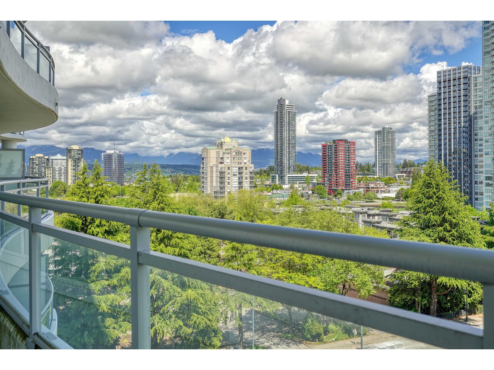 905 13318 104 Avenue, Surrey, British Columbia  V3T 0R2 - Photo 16 - R3007189