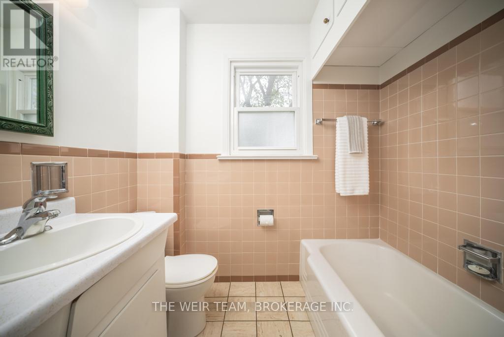 42 Stamford Square N, Toronto, Ontario  M1L 1X6 - Photo 31 - E12172772
