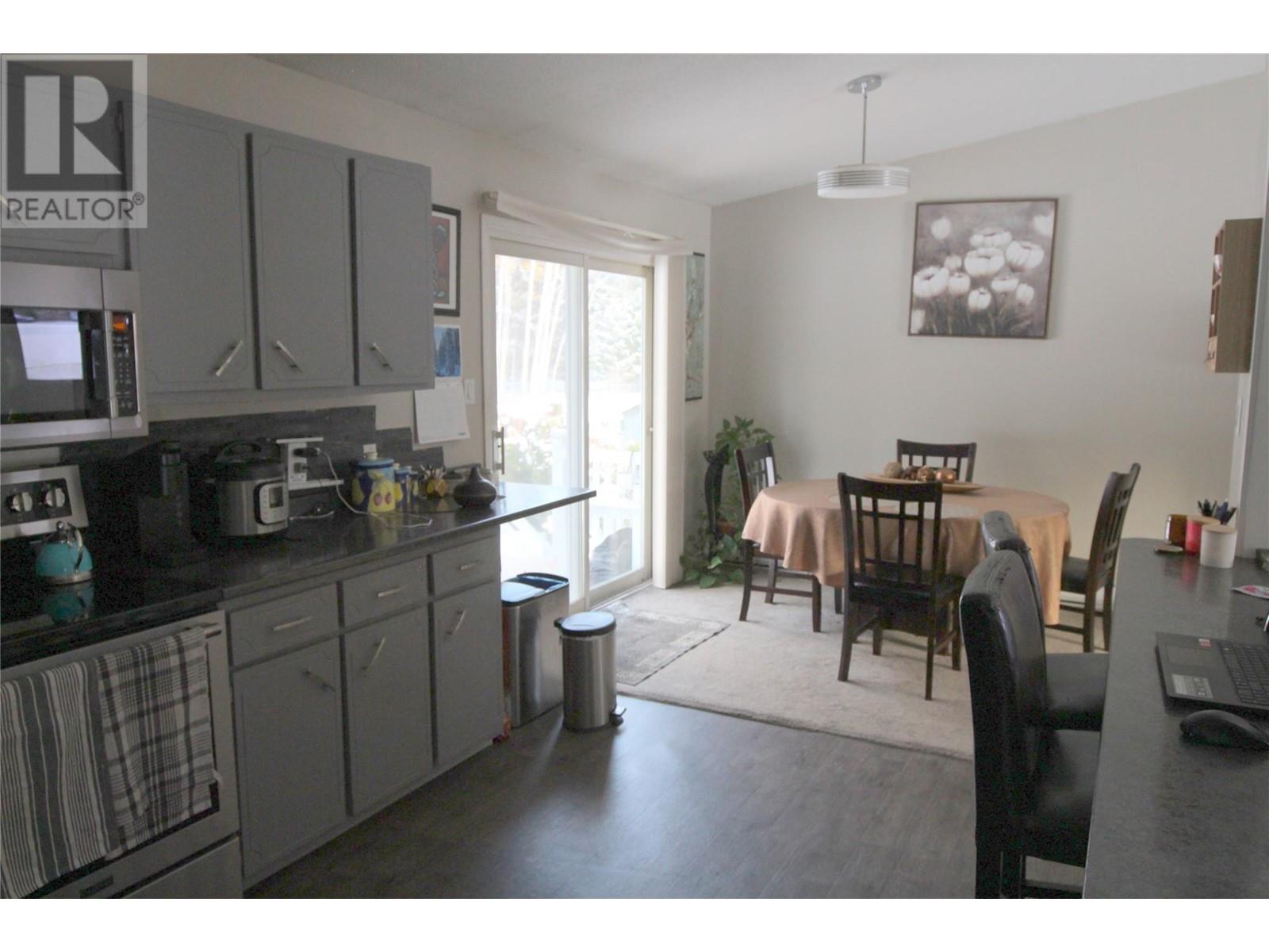323 Wyndhaven Drive, Clearwater, British Columbia  V0E 1N1 - Photo 11 - 10333219