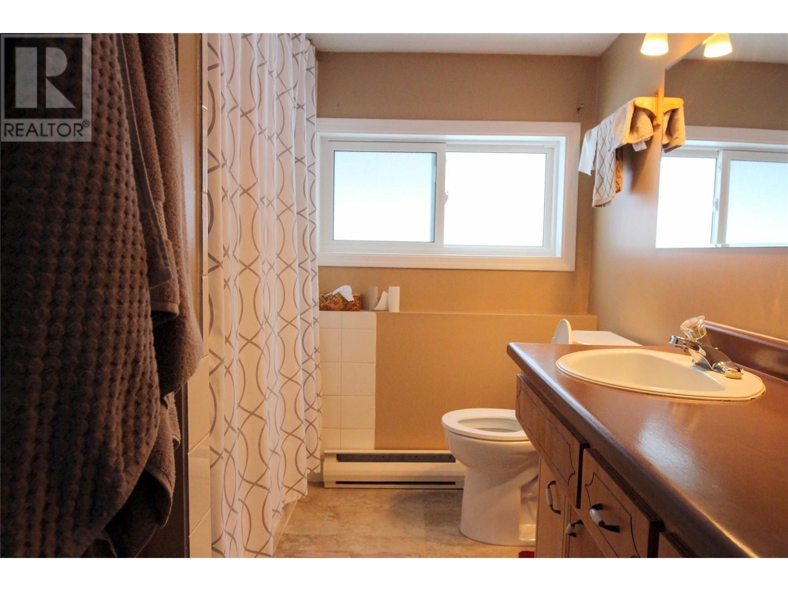 323 Wyndhaven Drive, Clearwater, British Columbia  V0E 1N1 - Photo 20 - 10333219