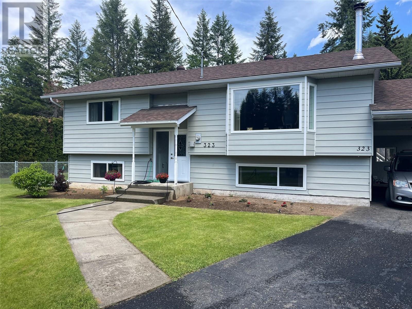 323 Wyndhaven Drive, Clearwater, British Columbia  V0E 1N1 - Photo 2 - 10333219