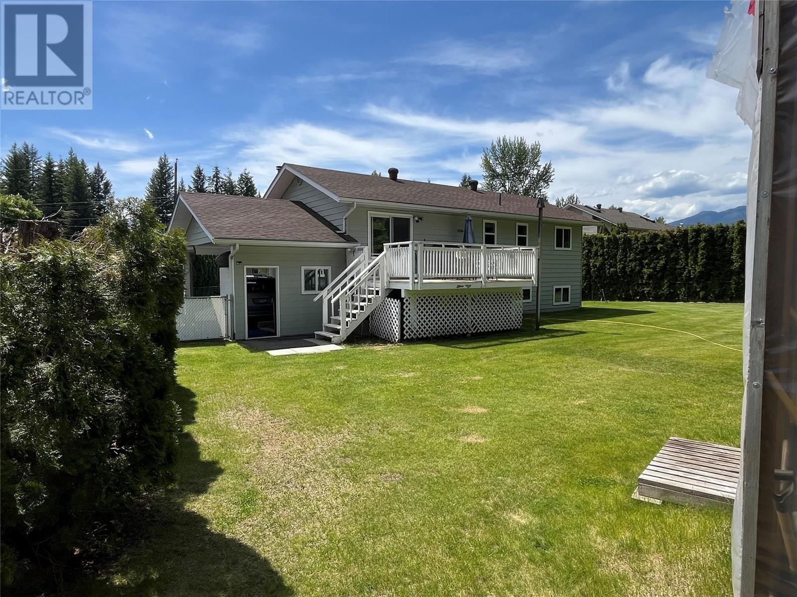 323 Wyndhaven Drive, Clearwater, British Columbia  V0E 1N1 - Photo 3 - 10333219