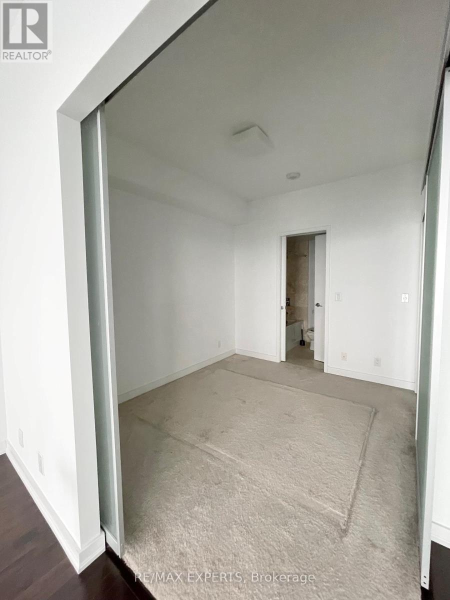 6412 - 14 York Street, Toronto, Ontario  M5J 0B1 - Photo 5 - C12174220