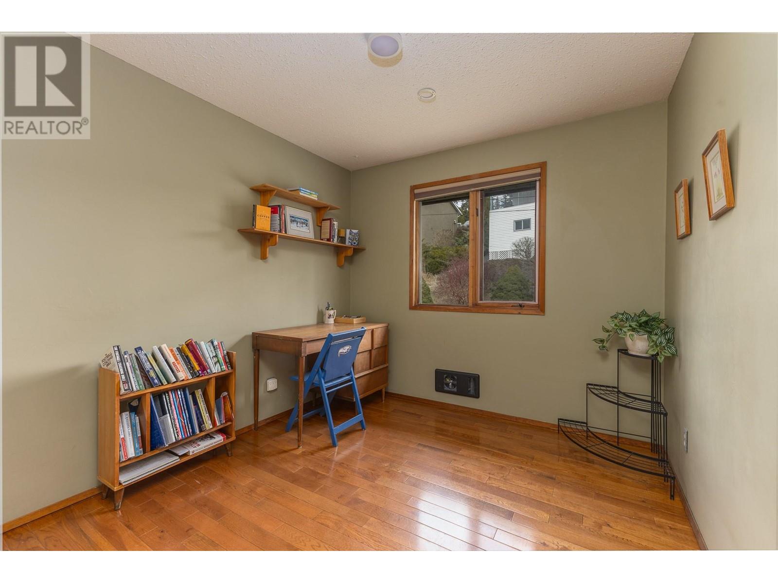 4750 14 Street NE, Salmon Arm, BC V1E3P2