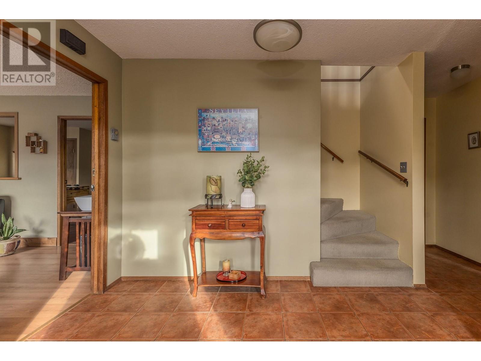 4750 14 Street NE, Salmon Arm, BC V1E3P2