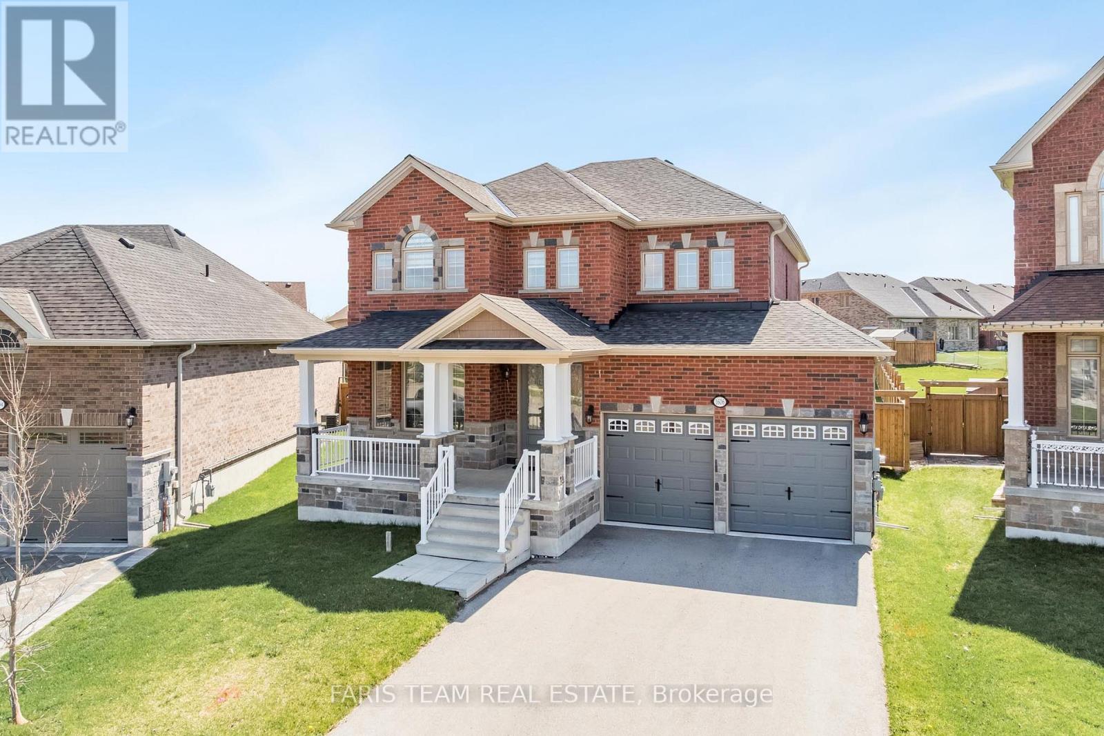 Property at 1606 RIZZARDO CRESCENT image 2