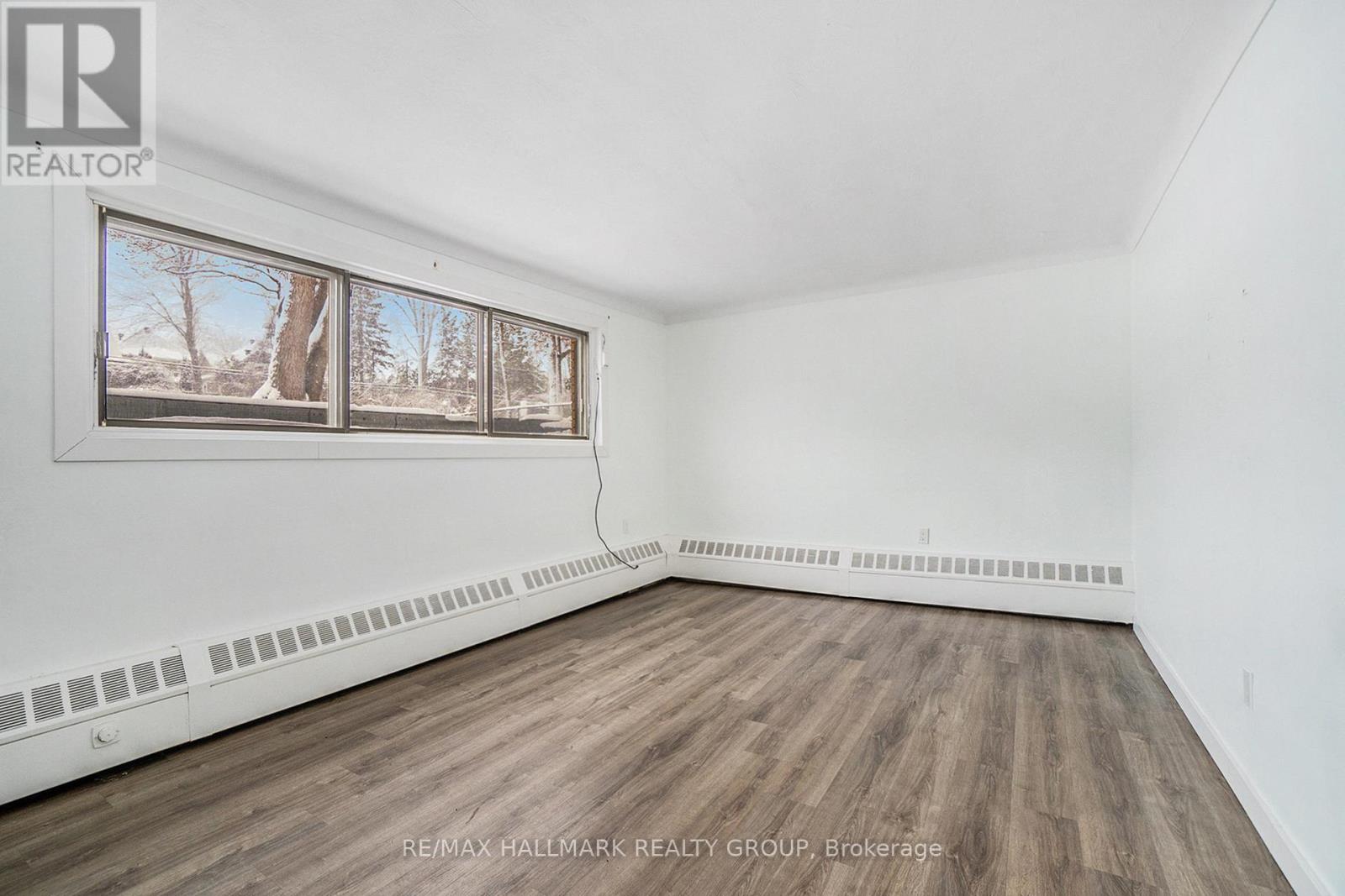 1 - 2295 Baseline Road, Ottawa, Ontario  K2C 0E2 - Photo 3 - X12079801