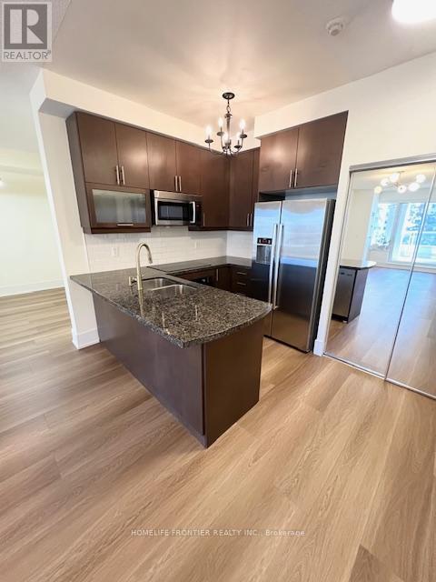 710 - 35 Balmuto Street, Toronto, Ontario  M4Y 0A3 - Photo 7 - C12122490