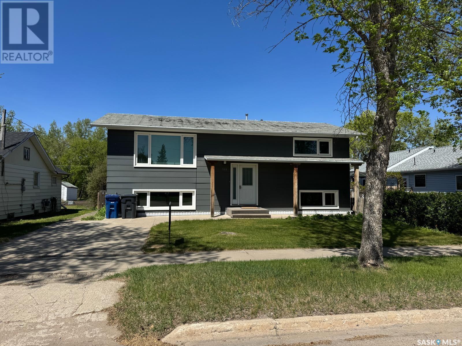 516 B AVENUE E, wynyard, Saskatchewan