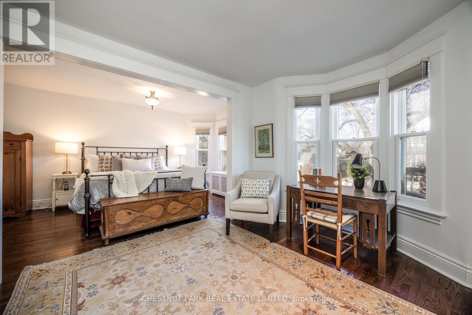 85 Duggan Avenue, Toronto, Ontario  M4V 1Y1 - Photo 23 - C12168388