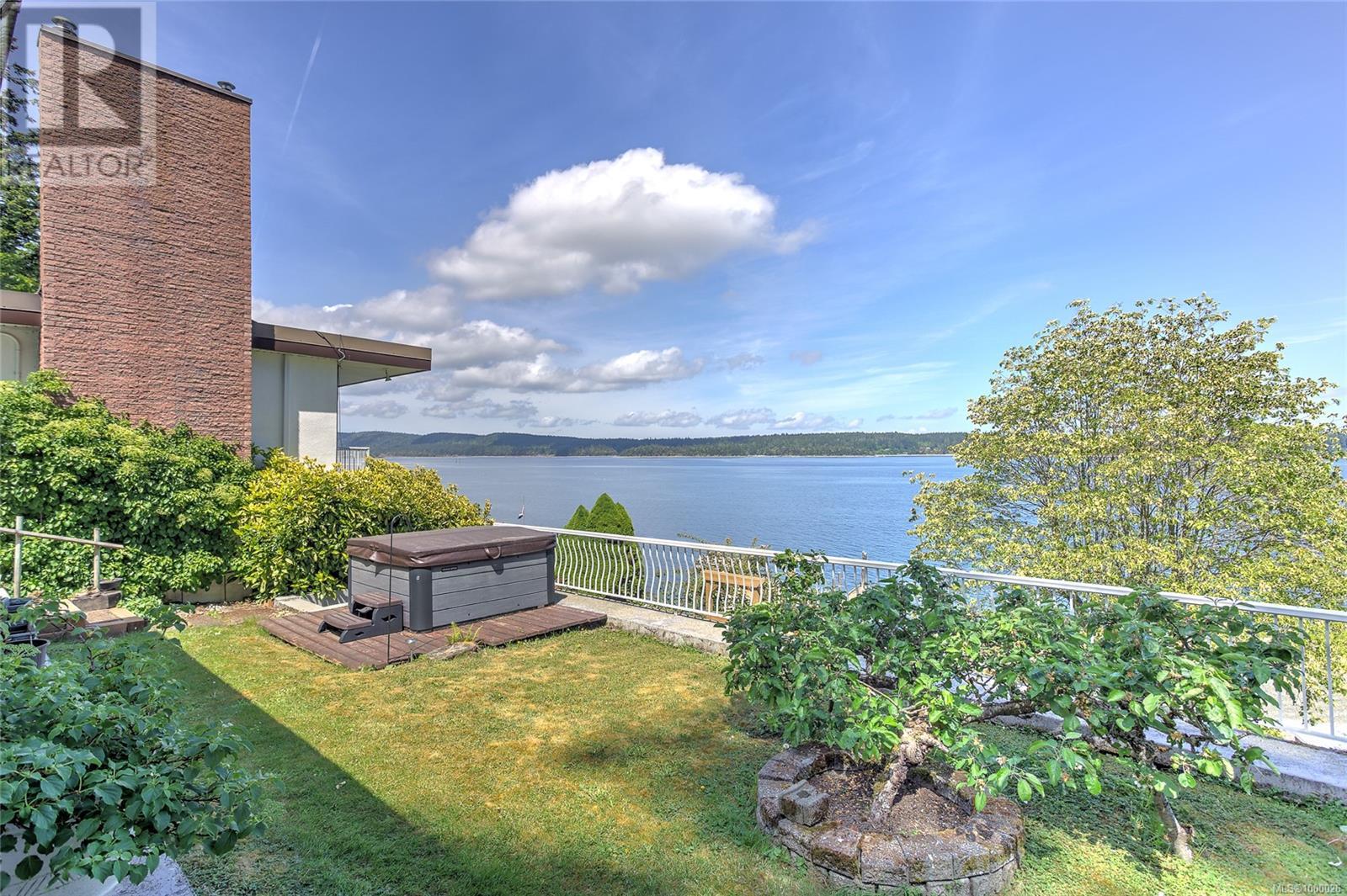 Property at 375/377 Chemainus Rd image 1