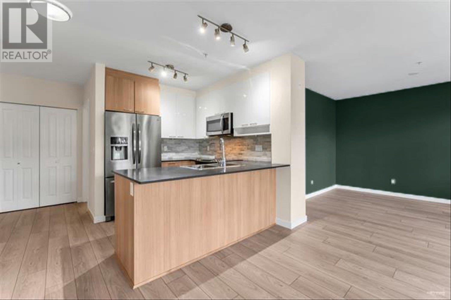 201 202 Lebleu Street, Coquitlam, British Columbia  V3K 4L6 - Photo 23 - R2968292