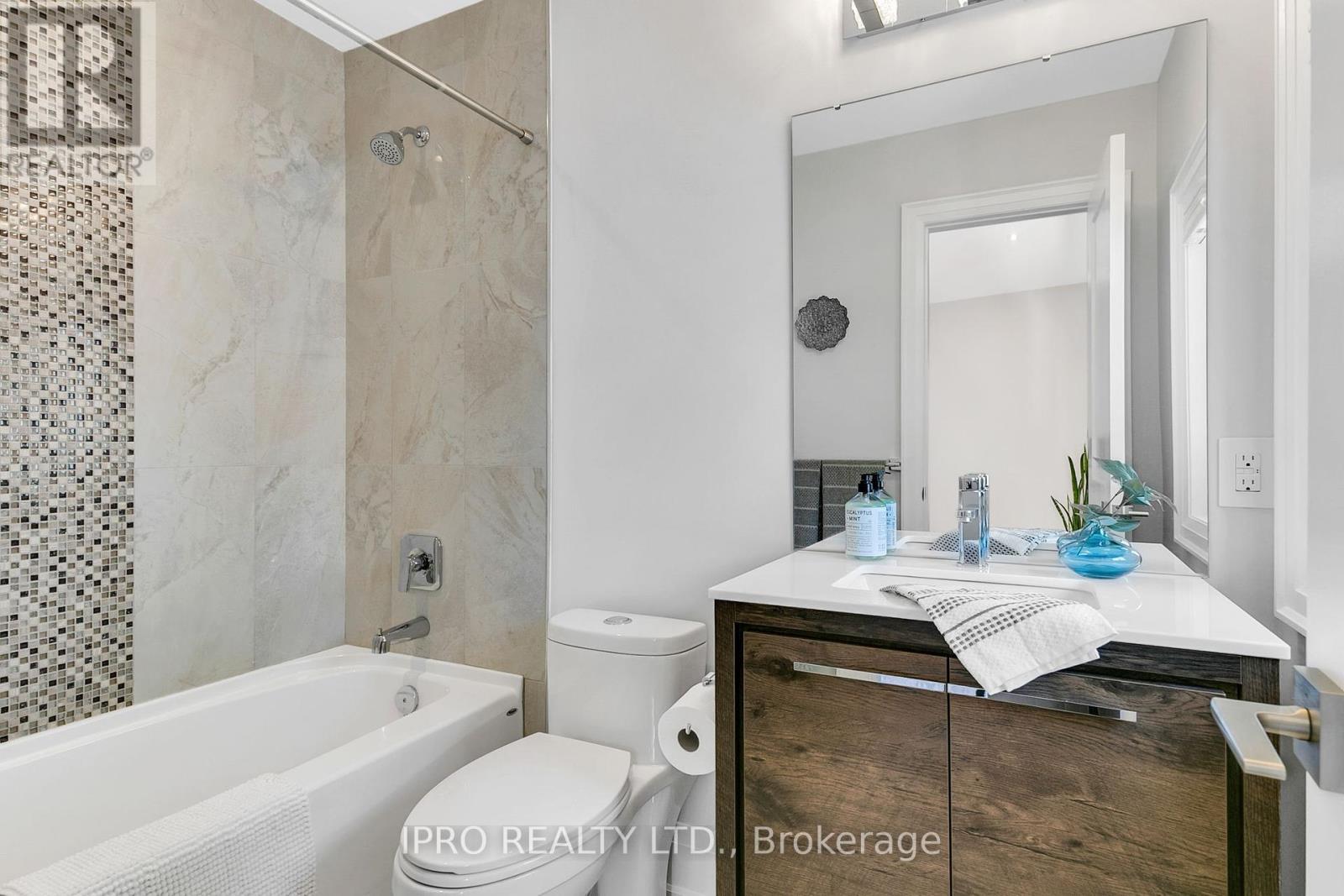 30 Notley Place, Toronto, Ontario  M4B 2M6 - Photo 30 - E12134934