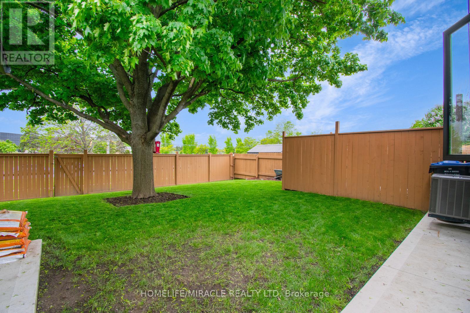 37 Glenora Crescent, Brampton, Ontario  L6S 1E1 - Photo 48 - W12174204